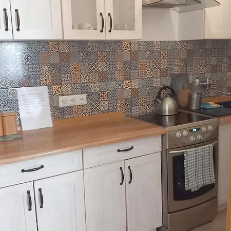 Apartment Night Host Trzebnicka 56 Free Parking