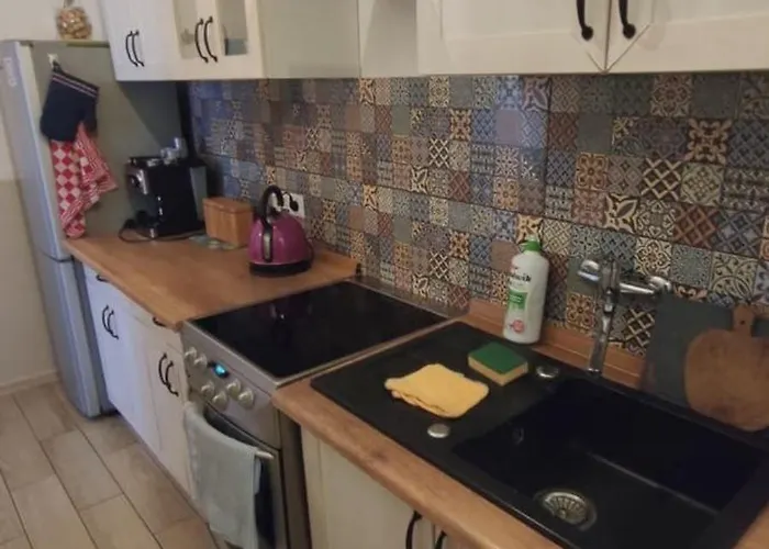 Night Host Trzebnicka 56 Free Parking Апартаменты Вроцлав